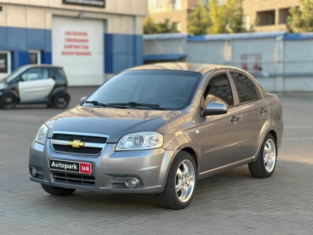 Серый Шевроле Авео, объемом двигателя 1.5 л и пробегом 137 тыс. км за 4390 $, фото 1 на Automoto.ua