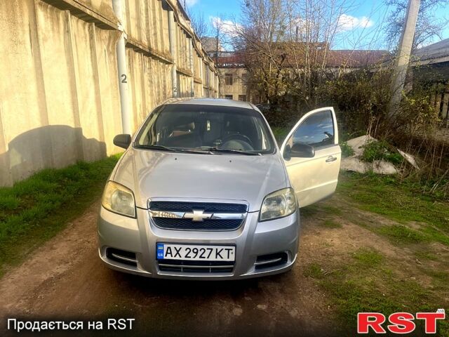 Серый Шевроле Авео, объемом двигателя 1.2 л и пробегом 245 тыс. км за 3000 $, фото 1 на Automoto.ua