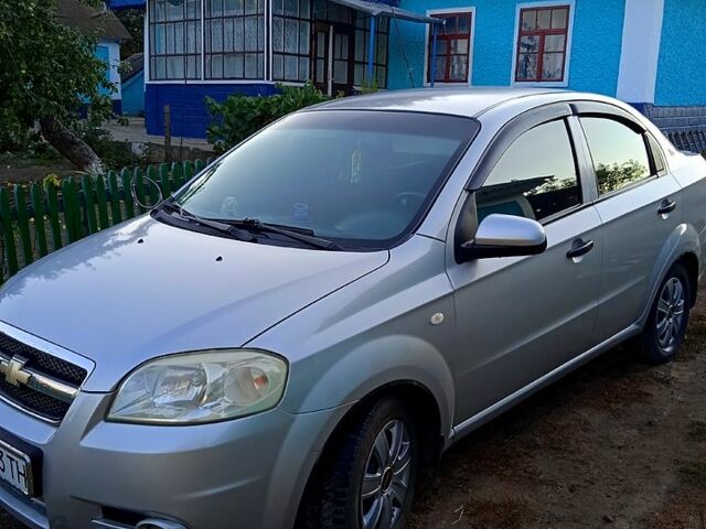 Серый Шевроле Авео, объемом двигателя 1.5 л и пробегом 235 тыс. км за 3600 $, фото 1 на Automoto.ua