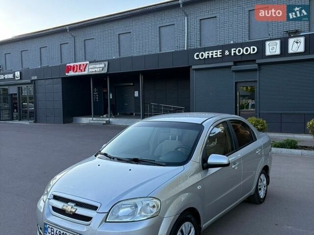 Серый Шевроле Авео, объемом двигателя 1.6 л и пробегом 250 тыс. км за 3250 $, фото 1 на Automoto.ua
