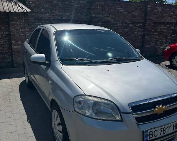 Серый Шевроле Авео, объемом двигателя 1.5 л и пробегом 191 тыс. км за 3300 $, фото 1 на Automoto.ua