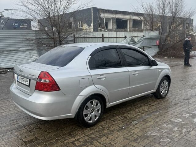 Сірий Шевроле Авео, об'ємом двигуна 1.6 л та пробігом 219 тис. км за 3100 $, фото 1 на Automoto.ua