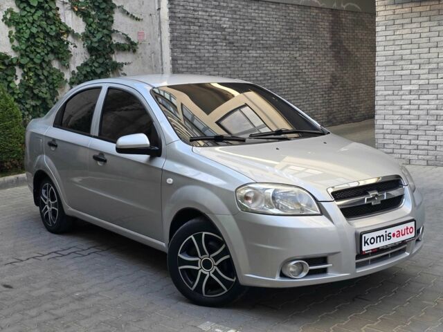 Сірий Шевроле Авео, об'ємом двигуна 1.5 л та пробігом 183 тис. км за 3714 $, фото 1 на Automoto.ua