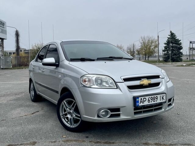 Серый Шевроле Авео, объемом двигателя 1.6 л и пробегом 112 тыс. км за 4500 $, фото 1 на Automoto.ua