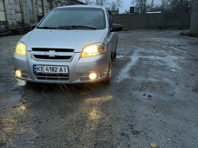 Серый Шевроле Авео, объемом двигателя 1.6 л и пробегом 120 тыс. км за 2700 $, фото 1 на Automoto.ua