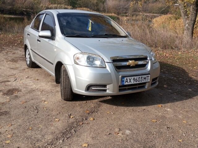 Серый Шевроле Авео, объемом двигателя 1.5 л и пробегом 18 тыс. км за 3600 $, фото 1 на Automoto.ua