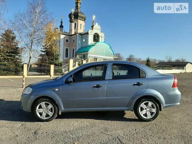 Серый Шевроле Авео, объемом двигателя 1.5 л и пробегом 197 тыс. км за 4400 $, фото 1 на Automoto.ua