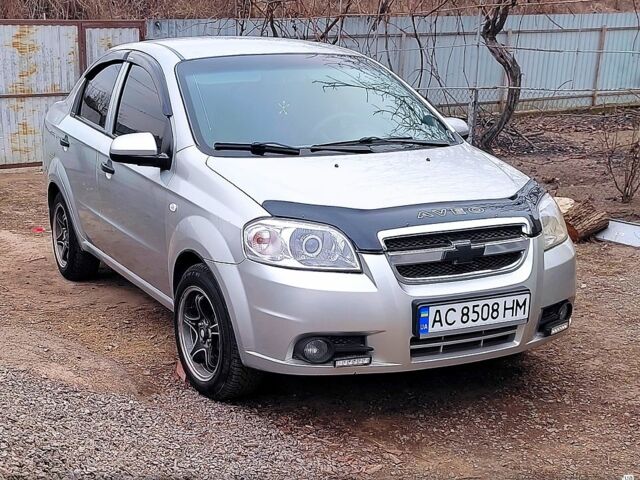 Серый Шевроле Авео, объемом двигателя 1.5 л и пробегом 22200 тыс. км за 3700 $, фото 1 на Automoto.ua