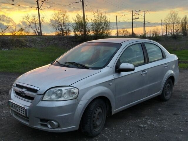 Серый Шевроле Авео, объемом двигателя 0 л и пробегом 286 тыс. км за 3500 $, фото 1 на Automoto.ua