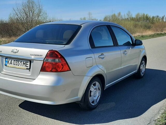 Серый Шевроле Авео, объемом двигателя 1.6 л и пробегом 199 тыс. км за 4300 $, фото 1 на Automoto.ua