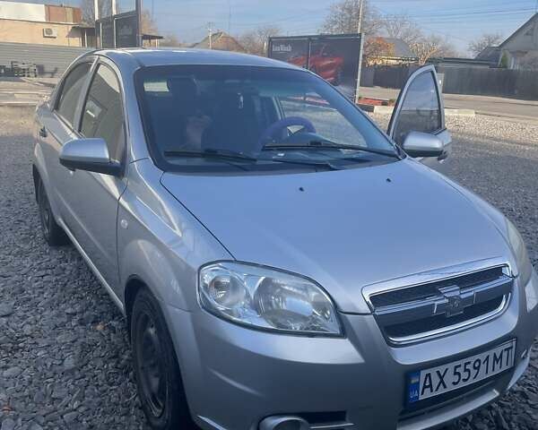 Серый Шевроле Авео, объемом двигателя 1.5 л и пробегом 240 тыс. км за 4400 $, фото 1 на Automoto.ua
