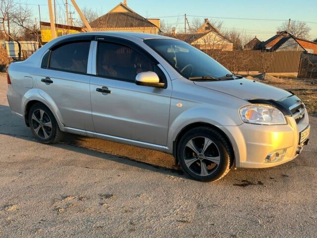 Серый Шевроле Авео, объемом двигателя 1.5 л и пробегом 180 тыс. км за 4250 $, фото 1 на Automoto.ua