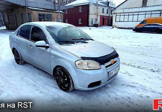 Серый Шевроле Авео, объемом двигателя 1.6 л и пробегом 29300 тыс. км за 3250 $, фото 1 на Automoto.ua