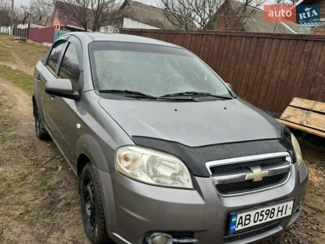 Серый Шевроле Авео, объемом двигателя 1.5 л и пробегом 241 тыс. км за 2400 $, фото 1 на Automoto.ua