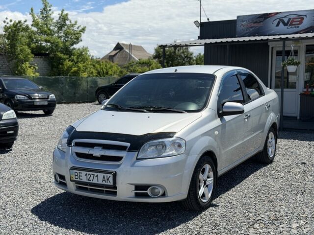 Сірий Шевроле Авео, об'ємом двигуна 1.6 л та пробігом 230 тис. км за 4000 $, фото 1 на Automoto.ua