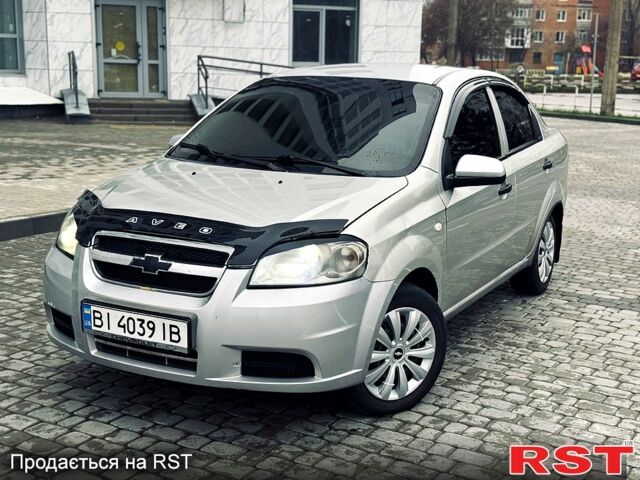 Серый Шевроле Авео, объемом двигателя 1.5 л и пробегом 280 тыс. км за 2750 $, фото 1 на Automoto.ua