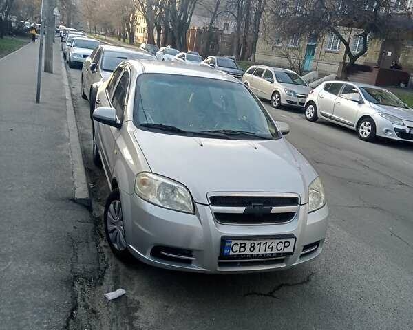 Серый Шевроле Авео, объемом двигателя 1.5 л и пробегом 300 тыс. км за 3800 $, фото 1 на Automoto.ua