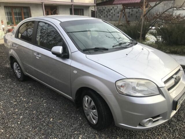 Серый Шевроле Авео, объемом двигателя 1.6 л и пробегом 275 тыс. км за 2300 $, фото 1 на Automoto.ua