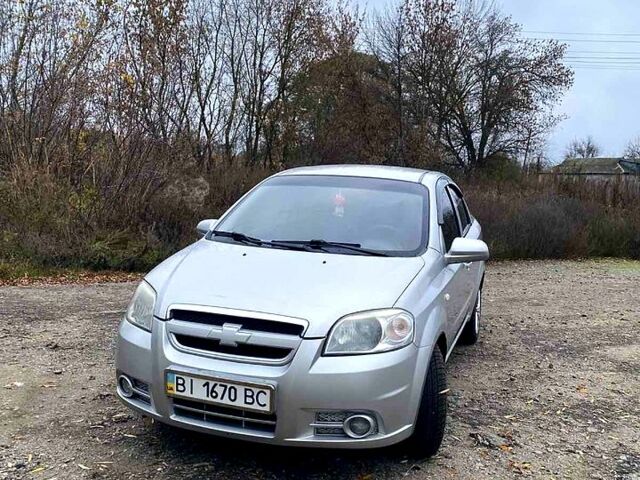 Сірий Шевроле Авео, об'ємом двигуна 1.5 л та пробігом 263 тис. км за 3700 $, фото 1 на Automoto.ua