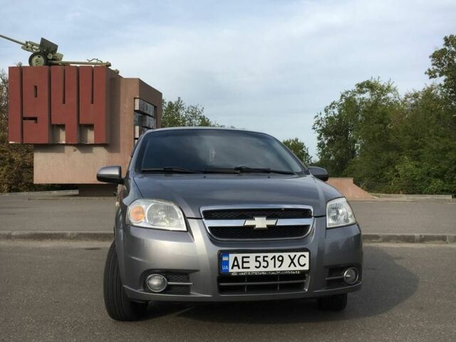 Серый Шевроле Авео, объемом двигателя 1.5 л и пробегом 136 тыс. км за 5000 $, фото 1 на Automoto.ua