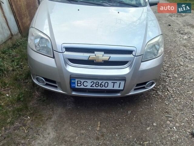Серый Шевроле Авео, объемом двигателя 1.6 л и пробегом 160 тыс. км за 3400 $, фото 1 на Automoto.ua