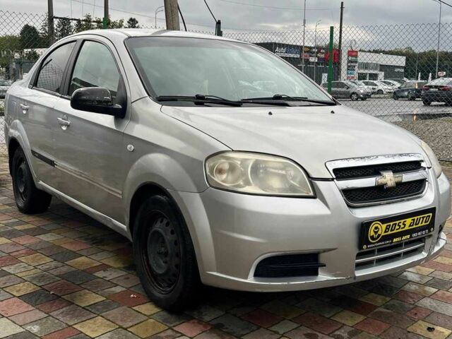Серый Шевроле Авео, объемом двигателя 1.6 л и пробегом 185 тыс. км за 3499 $, фото 1 на Automoto.ua