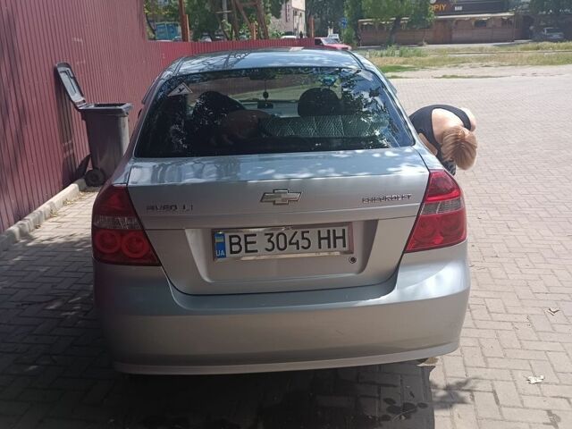 Серый Шевроле Авео, объемом двигателя 1.5 л и пробегом 220 тыс. км за 4100 $, фото 1 на Automoto.ua