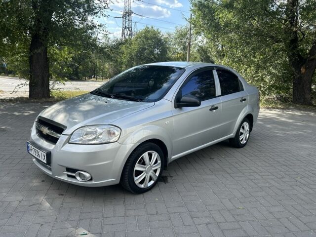 Сірий Шевроле Авео, об'ємом двигуна 1.5 л та пробігом 235 тис. км за 3761 $, фото 1 на Automoto.ua