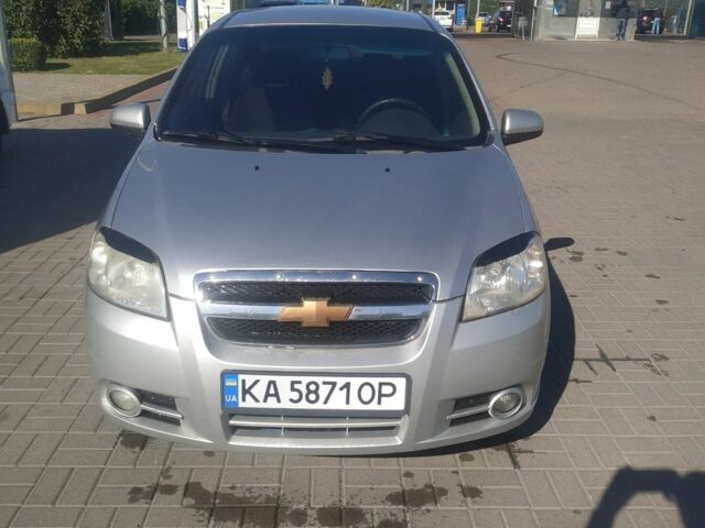 Сірий Шевроле Авео, об'ємом двигуна 1.5 л та пробігом 221 тис. км за 3200 $, фото 1 на Automoto.ua