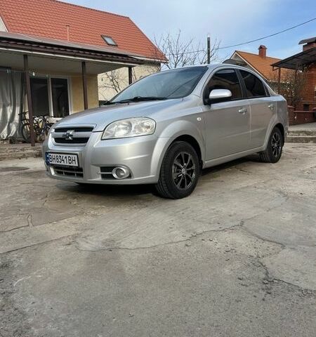 Сірий Шевроле Авео, об'ємом двигуна 1.6 л та пробігом 249 тис. км за 3950 $, фото 1 на Automoto.ua