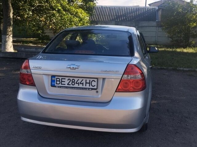 Серый Шевроле Авео, объемом двигателя 1.5 л и пробегом 195 тыс. км за 4020 $, фото 1 на Automoto.ua