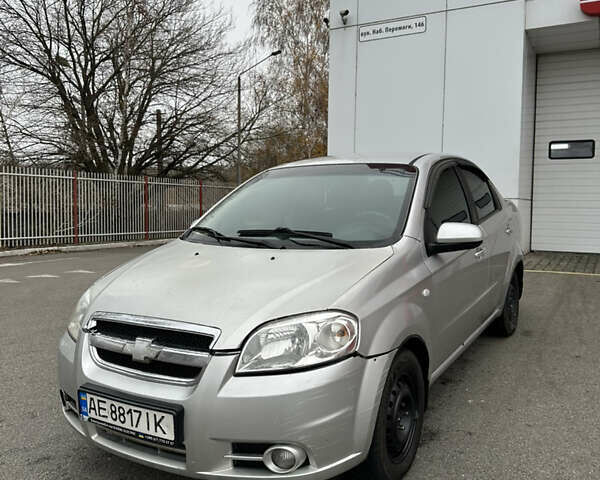 Сірий Шевроле Авео, об'ємом двигуна 1.6 л та пробігом 274 тис. км за 4299 $, фото 1 на Automoto.ua