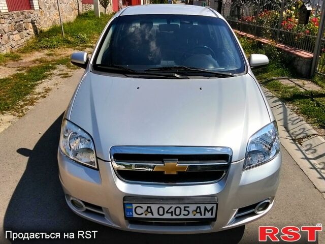 Серый Шевроле Авео, объемом двигателя 1.5 л и пробегом 170 тыс. км за 5500 $, фото 1 на Automoto.ua