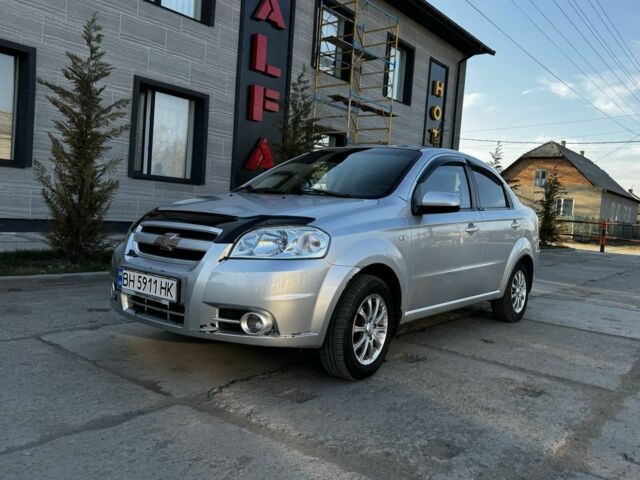 Сірий Шевроле Авео, об'ємом двигуна 1.6 л та пробігом 142 тис. км за 4300 $, фото 1 на Automoto.ua