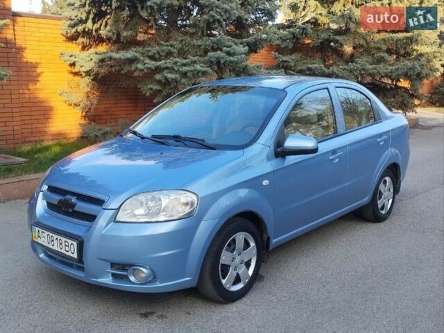 Сірий Шевроле Авео, об'ємом двигуна 1.6 л та пробігом 131 тис. км за 4300 $, фото 1 на Automoto.ua