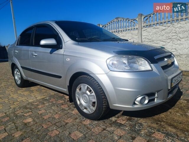 Сірий Шевроле Авео, об'ємом двигуна 1.6 л та пробігом 190 тис. км за 4600 $, фото 1 на Automoto.ua