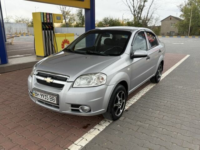 Сірий Шевроле Авео, об'ємом двигуна 1.5 л та пробігом 215 тис. км за 3850 $, фото 1 на Automoto.ua