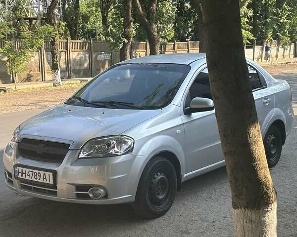 Серый Шевроле Авео, объемом двигателя 1.6 л и пробегом 116 тыс. км за 4750 $, фото 1 на Automoto.ua