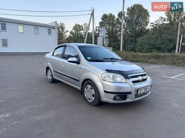 Серый Шевроле Авео, объемом двигателя 1.6 л и пробегом 150 тыс. км за 2800 $, фото 1 на Automoto.ua