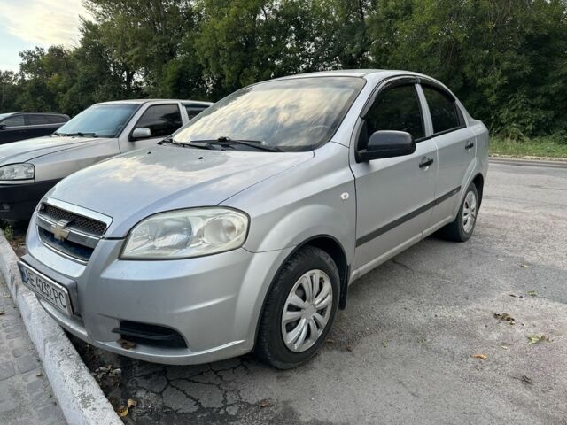 Серый Шевроле Авео, объемом двигателя 1.5 л и пробегом 250 тыс. км за 2999 $, фото 1 на Automoto.ua