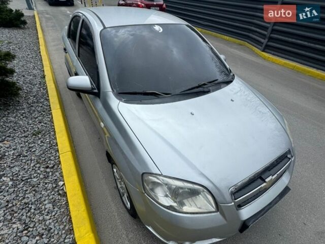 Серый Шевроле Авео, объемом двигателя 1.5 л и пробегом 55 тыс. км за 2999 $, фото 1 на Automoto.ua
