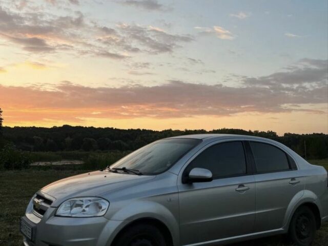 Серый Шевроле Авео, объемом двигателя 1.6 л и пробегом 120 тыс. км за 4350 $, фото 1 на Automoto.ua