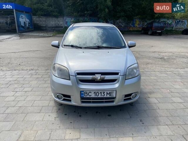 Серый Шевроле Авео, объемом двигателя 1.6 л и пробегом 196 тыс. км за 3600 $, фото 1 на Automoto.ua