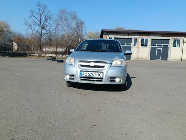 Серый Шевроле Авео, объемом двигателя 1.6 л и пробегом 392 тыс. км за 2999 $, фото 1 на Automoto.ua