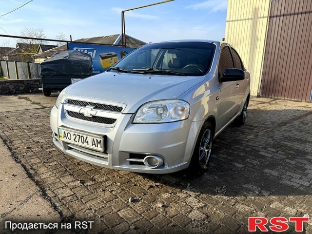 Серый Шевроле Авео, объемом двигателя 1.6 л и пробегом 185 тыс. км за 3600 $, фото 1 на Automoto.ua