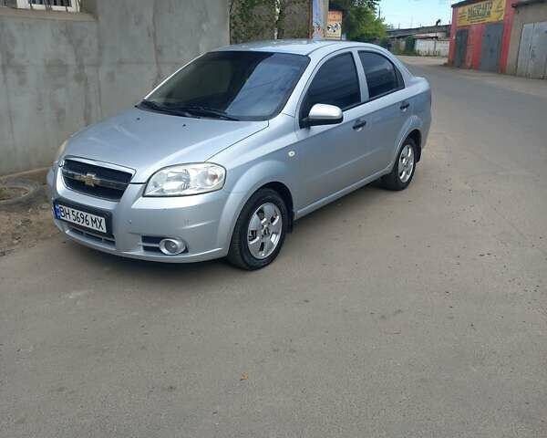 Сірий Шевроле Авео, об'ємом двигуна 1.5 л та пробігом 173 тис. км за 5700 $, фото 1 на Automoto.ua
