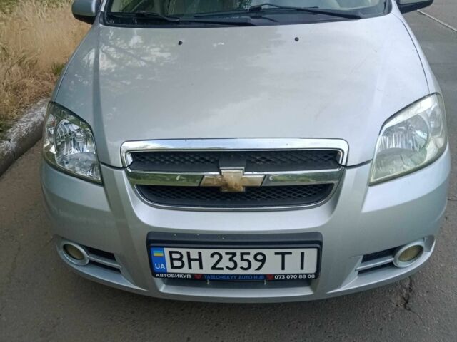 Серый Шевроле Авео, объемом двигателя 1.6 л и пробегом 320 тыс. км за 3099 $, фото 1 на Automoto.ua