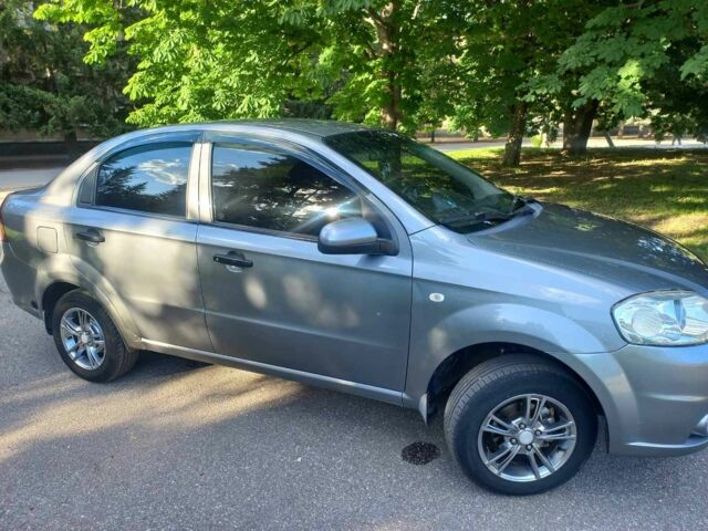 Серый Шевроле Авео, объемом двигателя 0 л и пробегом 78 тыс. км за 5200 $, фото 1 на Automoto.ua