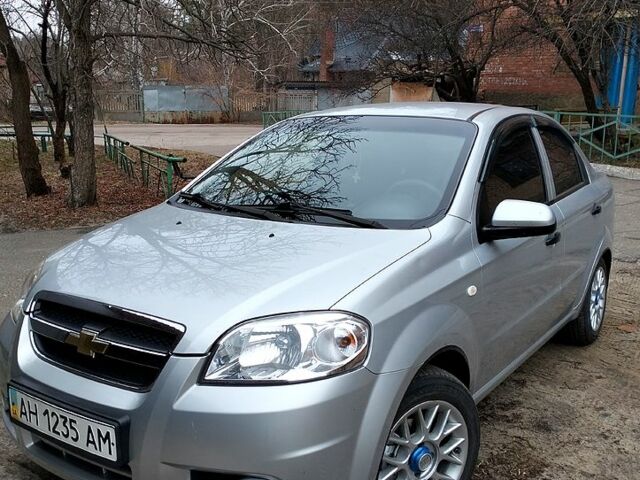 Сірий Шевроле Авео, об'ємом двигуна 1.5 л та пробігом 148 тис. км за 5000 $, фото 1 на Automoto.ua