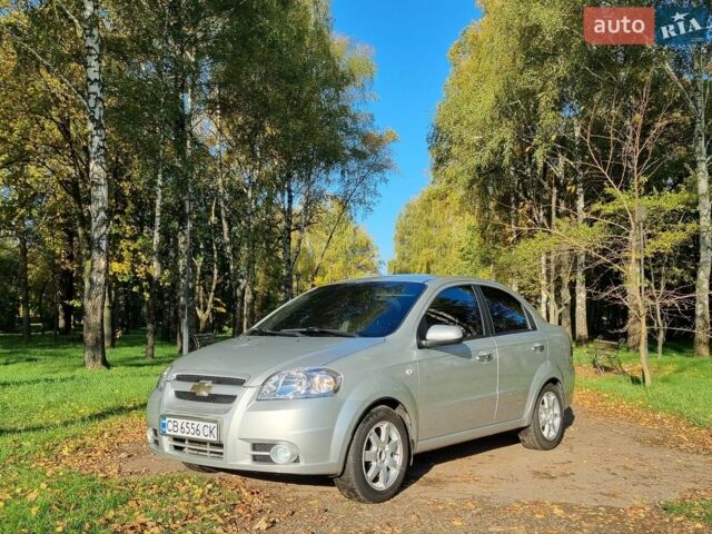 Серый Шевроле Авео, объемом двигателя 1.6 л и пробегом 64 тыс. км за 5700 $, фото 1 на Automoto.ua